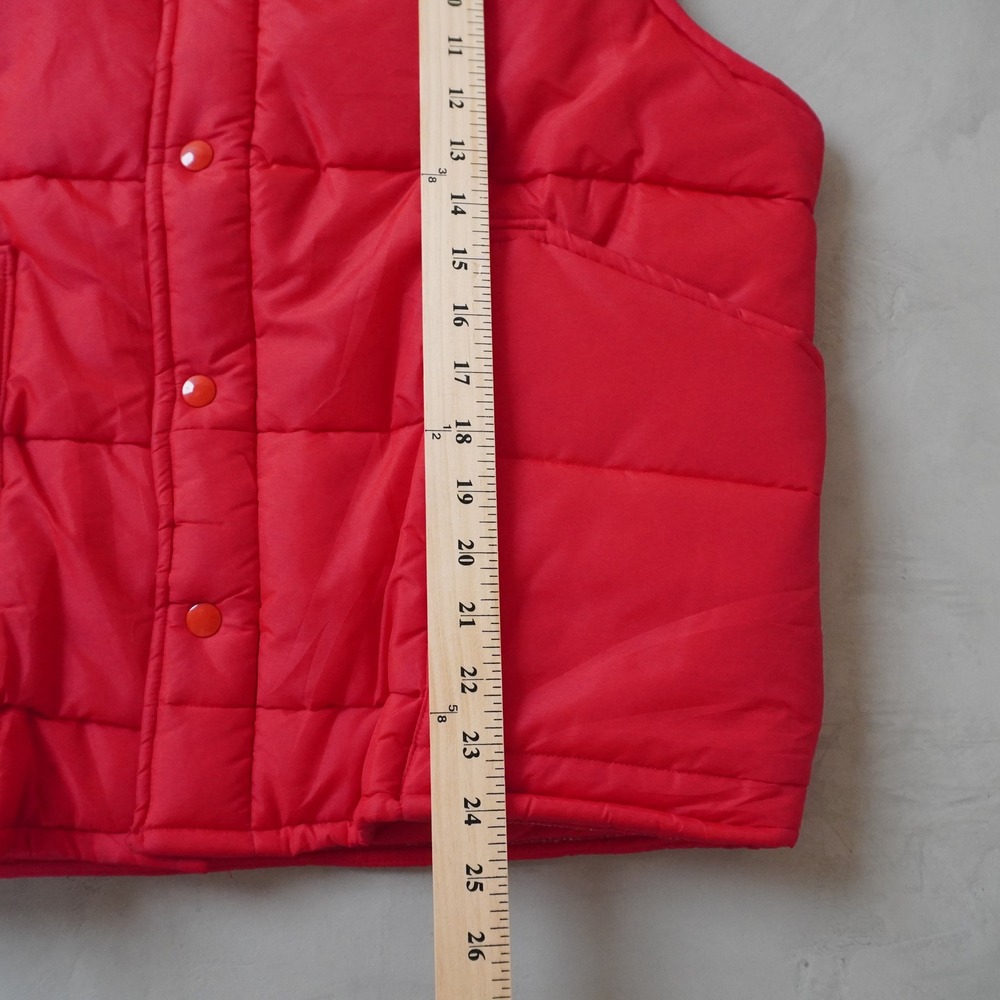Vintage Warwick Puffer Vest Medium Mens 80s Red Nylon Quilted Made in USA - Picture 8 of 8